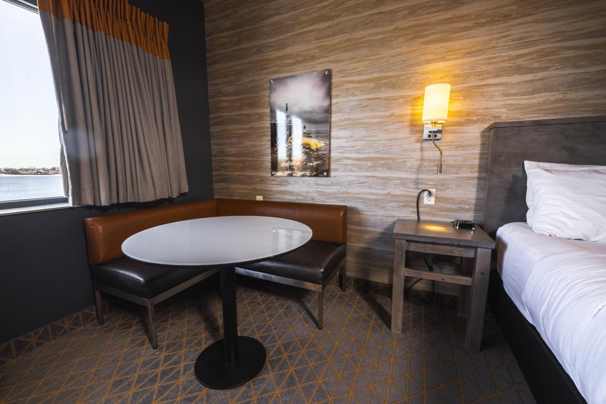 Pier B Resort Duluth Extérieur photo