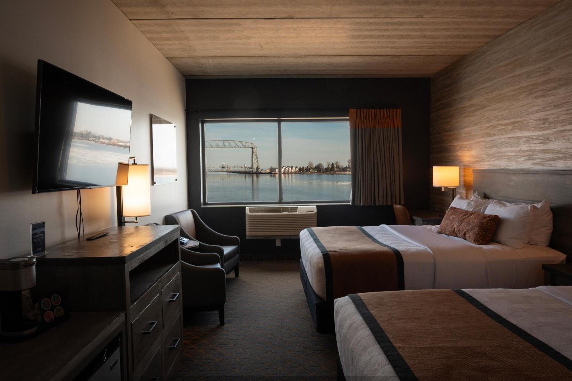 Pier B Resort Duluth Extérieur photo